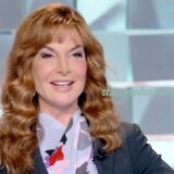 GIULIANA DE SIO A “VERISSIMO”, NEL RACCONTO SENZA FILTRI DELLA TRAGICA ESPERIENZA.. PER FORTUNA A LIETO FINE.. VISSUTA CON IL POI SUPERATO CONTAGIO..