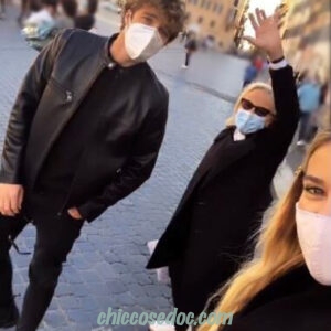 <b>"GRANDE FRATELLO VIP 4" - Paolo Ciavarro a "casa" con la fidanzata Clizia Incorvaia e mamma Eleonora Giorgi..  Fonte: Instagram Stories</b>