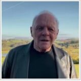 “OSCAR 2021”: PREMIATI “NOMADLAND” E LA SUA PROTAGONISTA, FRANCES MCDORMAND.. ED ANTHONY HOPKINS. STATUETTA MANCATA PER LAURA PAUSINI, VOLATA OLTREOCEANO PER ESIBIRSI ALLA NOTTE DELLE STELLE.. LA LUNGA CARRELLATA “IN MEMORIAM”.. E, SUL PALCO, ANCHE BRAD PITT..