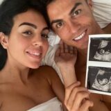 CRISTIANO RONALDO E LA COMPAGNA GEORGINA RODRIGUEZ CONFERMANO L’INDISCREZIONE LANCIATA DA “HOLA!”: IN DOPPIA ATTESA DI DUE GEMELLI!