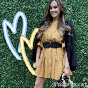 <b>Giorgia Palmas, supportata dal marito Filippo Magnini, alla presentazione della capsule collection realizzata da lei per "Emme Marella".. Fonte: Instagram Stories</b>