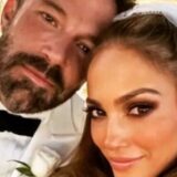 JENNIFER LOPEZ E BEN AFFLECK DICONO IL “Sì” PER LA VITA IN UNA CERIMONIA A LAS VEGAS: DAI SOCIAL, LE FOTO ESCLUSIVE PRIMA E DOPO I FIORI D’ARANCIO..